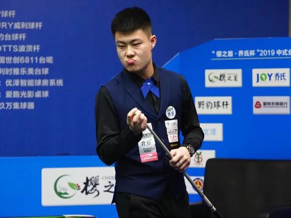 对于阿贾克 对于阿贾克