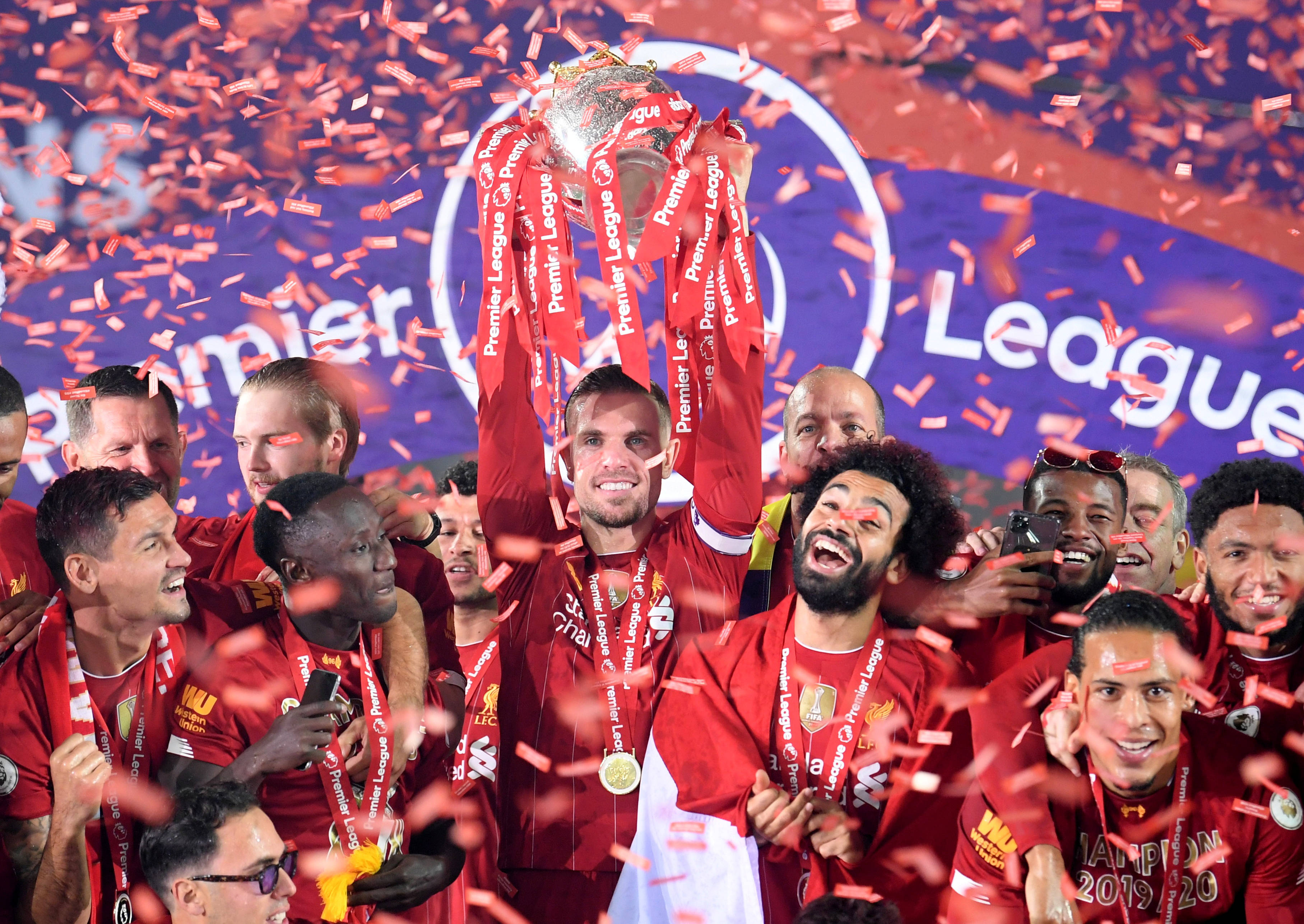 永不裸探成 永不裸探成