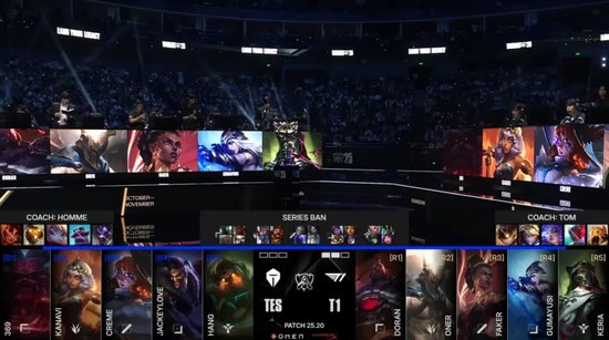 安菲尔德 安菲尔德