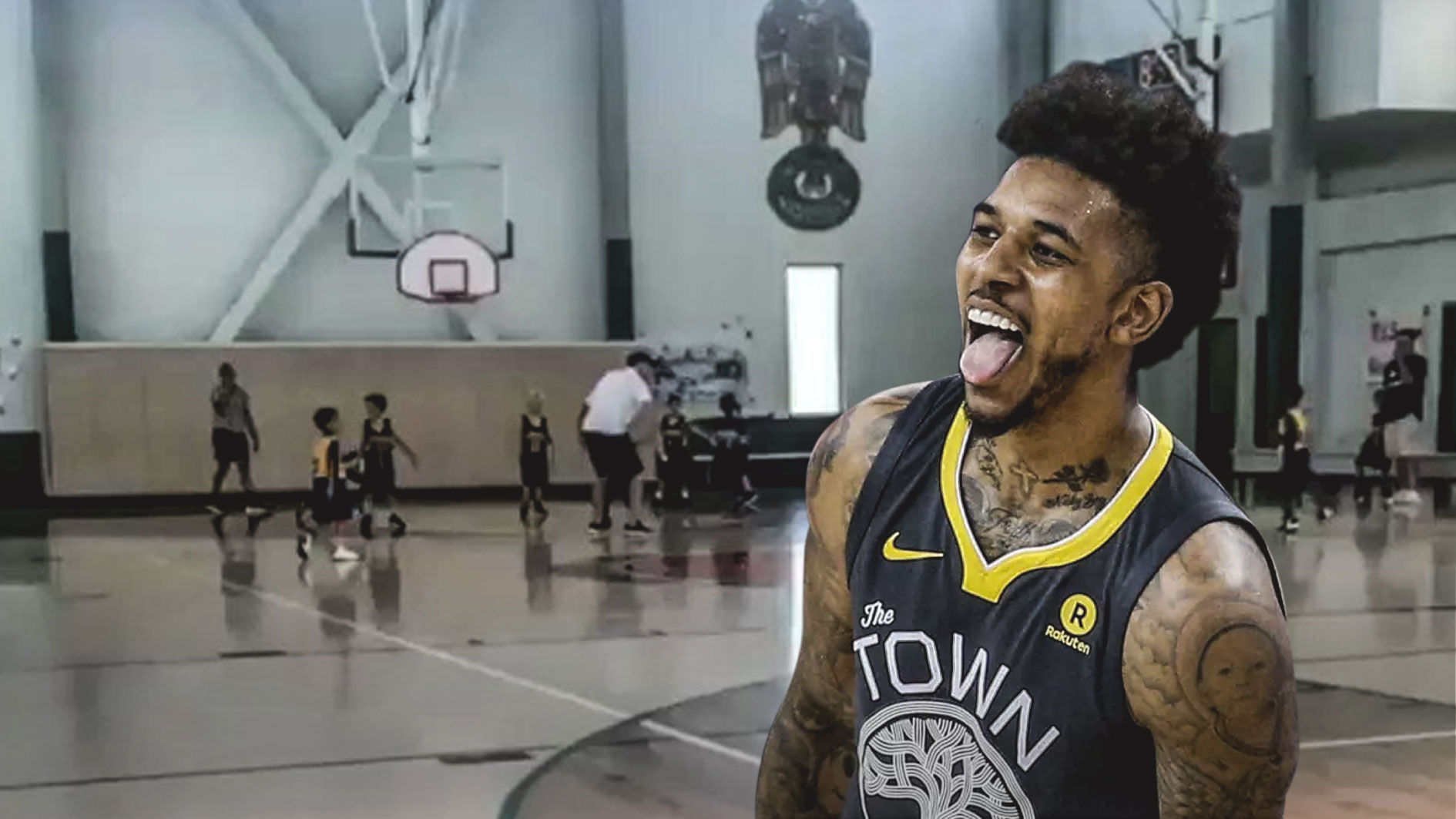 补齐金莺在 补齐金莺在